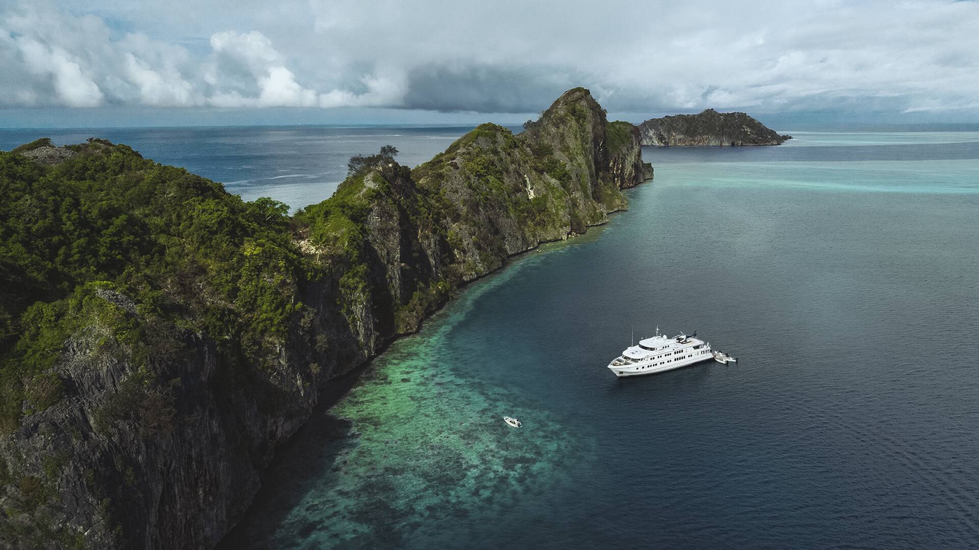 AOT-Boat